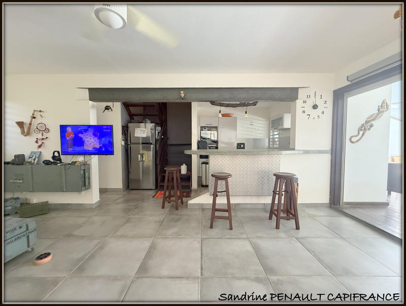 Maison - 97 m² - 5 pièces