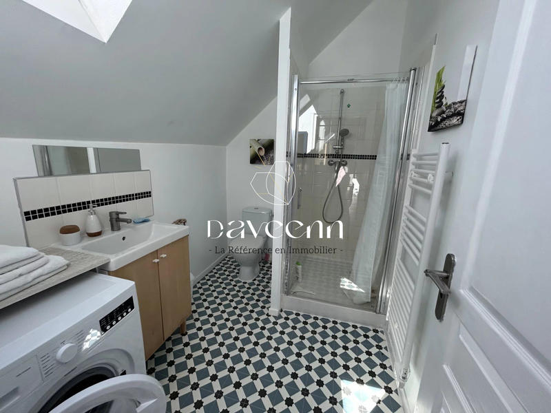 Maison - 170 m² - 7 pièces