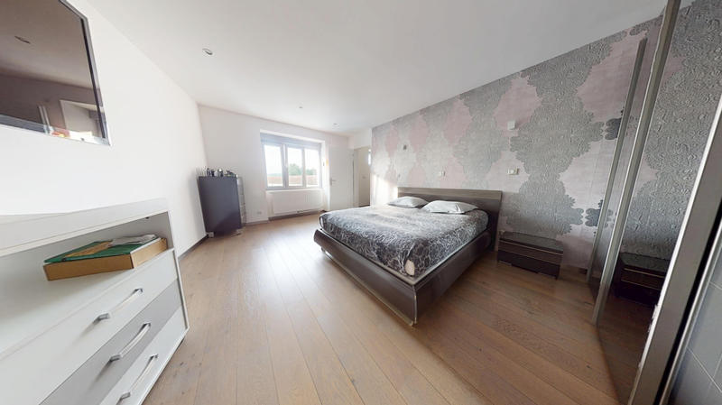 Maison - 166 m² - 6 pièces