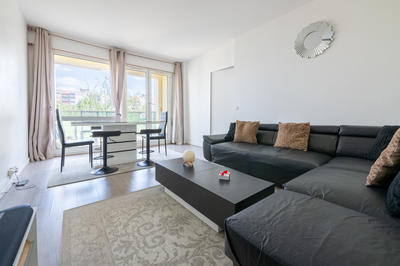 Appartement - 106 m² - 5 pièces