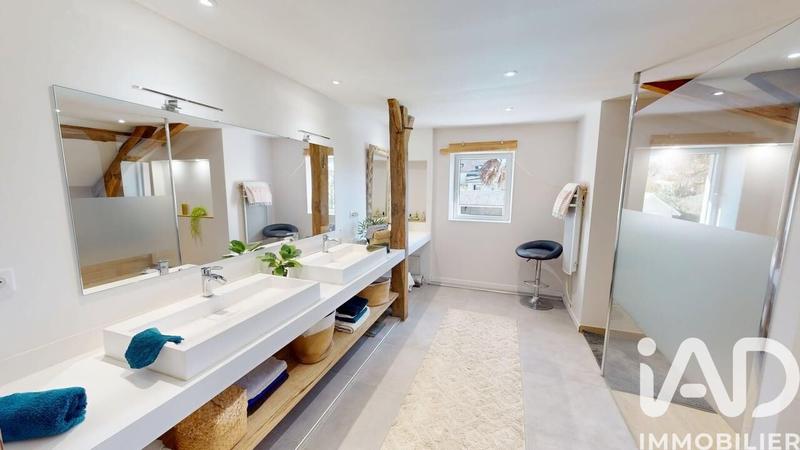 Maison - 172 m² - 6 pièces