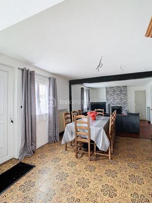 Maison ancienne - 110 m² - 4 pièces