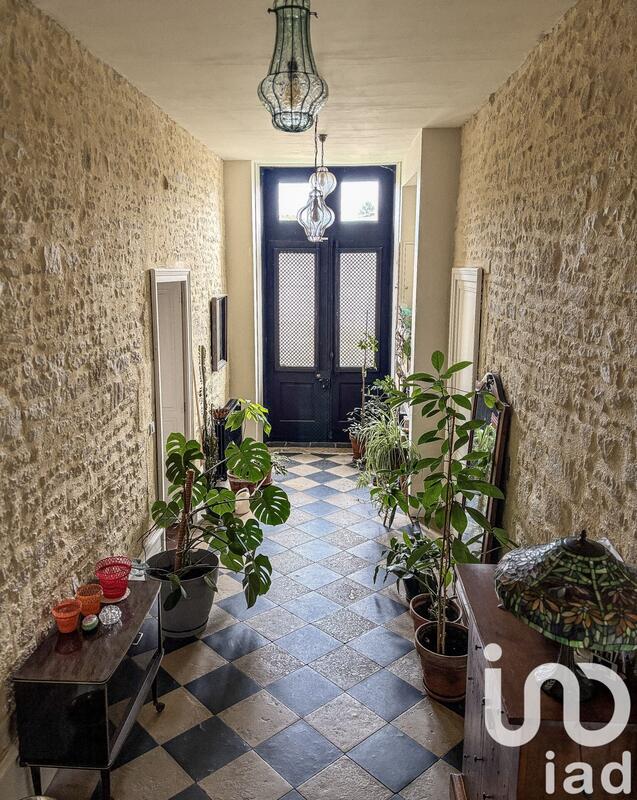 Maison - 229 m² - 7 pièces