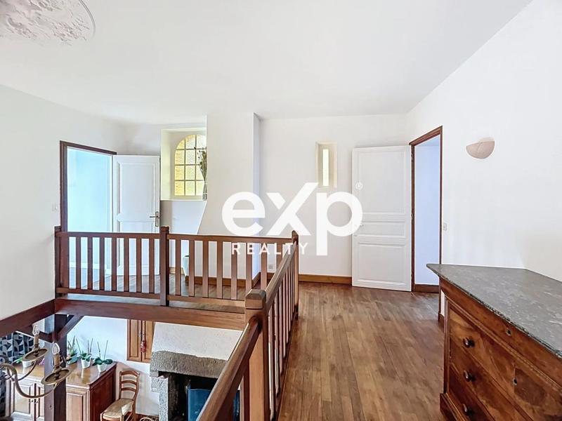 Maison - 158 m² - 6 pièces