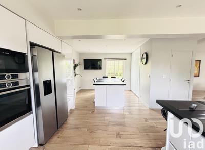 Maison - 197 m² - 7 pièces