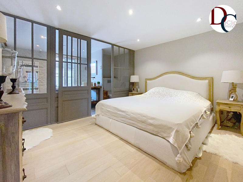 Maison - 163 m² - 7 pièces