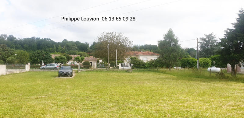 Terrain constructible - 1 500 m²