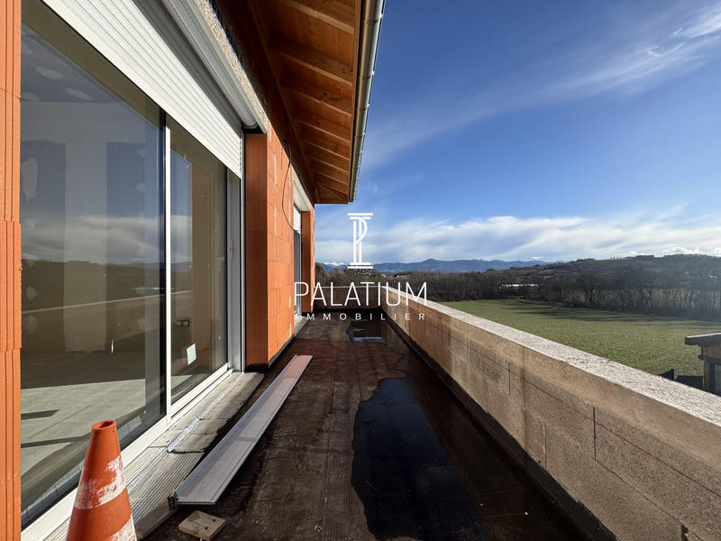 Maison - 99 m² - 4 pièces