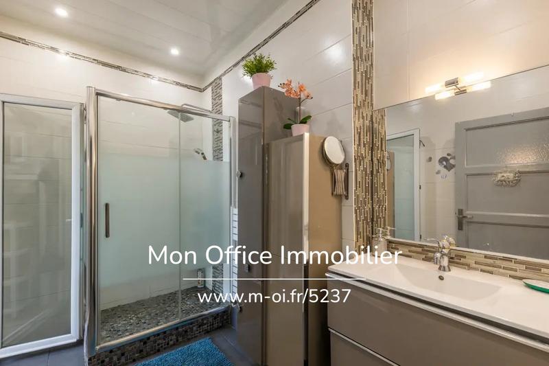 Appartement - 101 m² - 4 pièces
