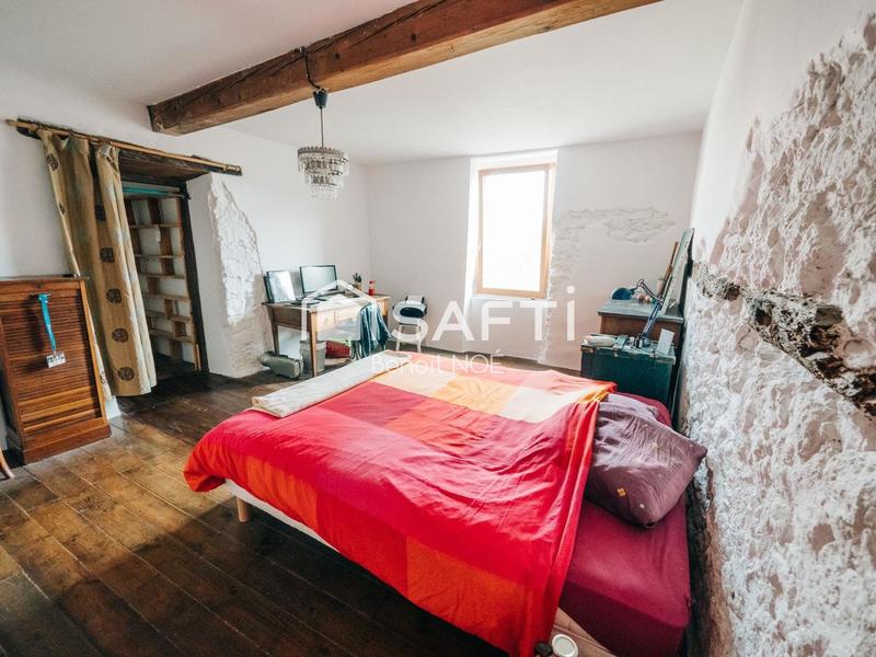 Maison - 120 m² - 4 pièces