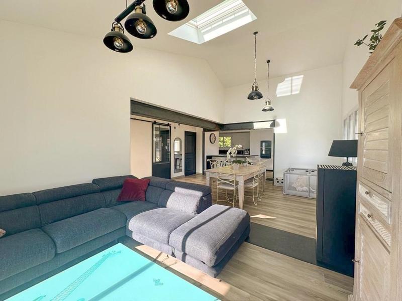 Maison - 128 m² - 7 pièces