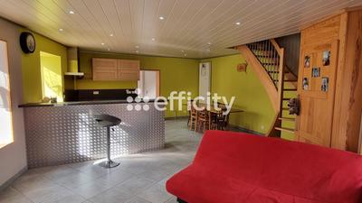 Maison - 198 m² - 10 pièces