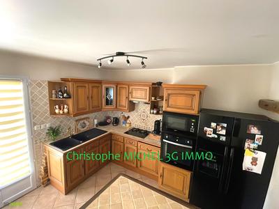 Maison - 135 m² - 6 pièces