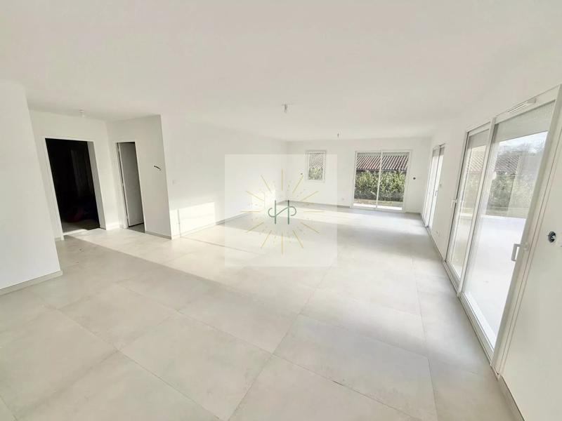 Maison - 118 m² - 4 pièces