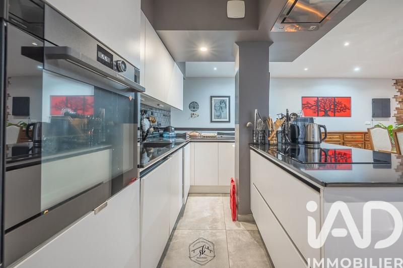 Appartement - 128 m² - 5 pièces