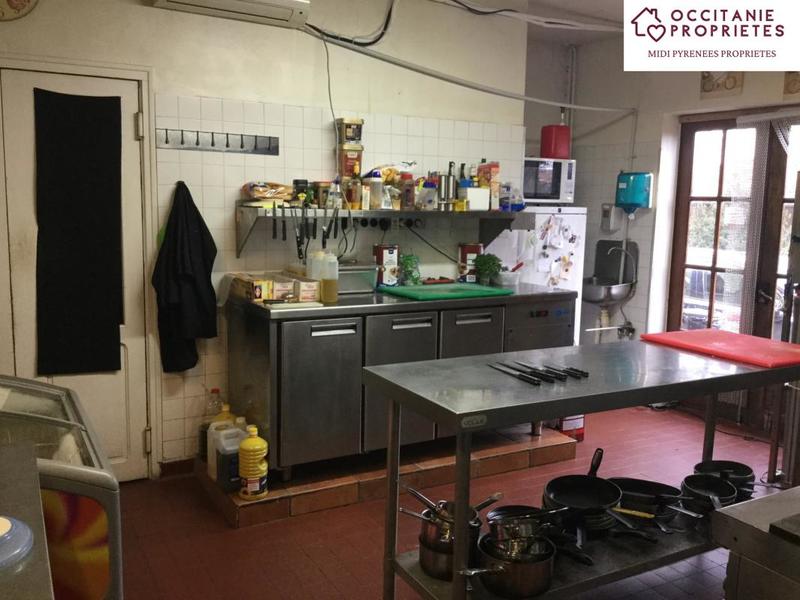 Propriété - 600 m² - 14 pièces