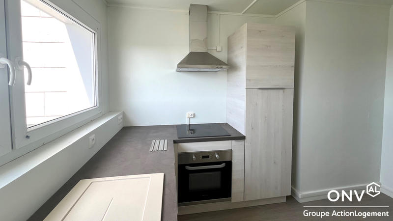 Appartement - 104 m² - 6 pièces