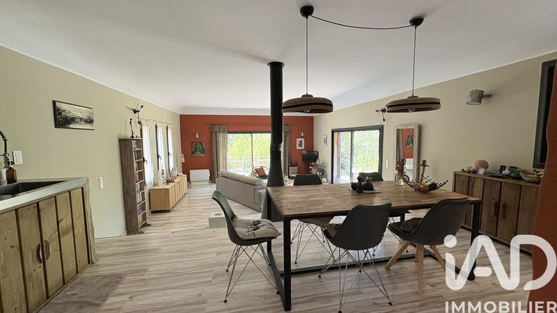 Maison - 168 m² - 6 pièces