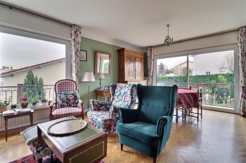 Maison traditionnelle - 140 m² - 7 pièces