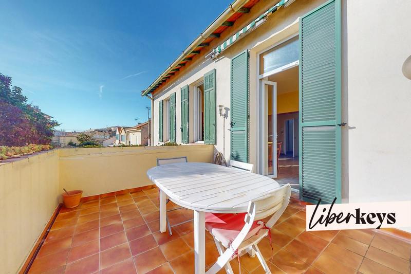 Maison - 176 m² - 8 pièces