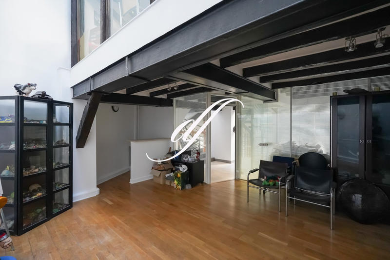 Local commercial - 330 m²