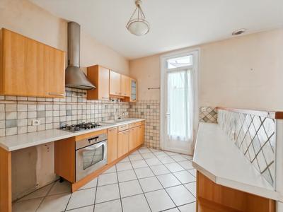 Maison - 136 m² - 6 pièces