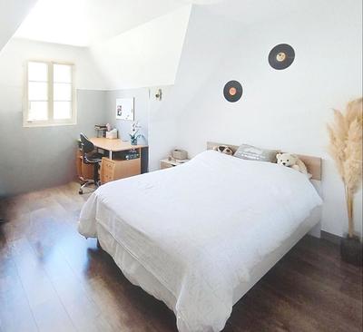 Maison - 142 m² - 5 pièces