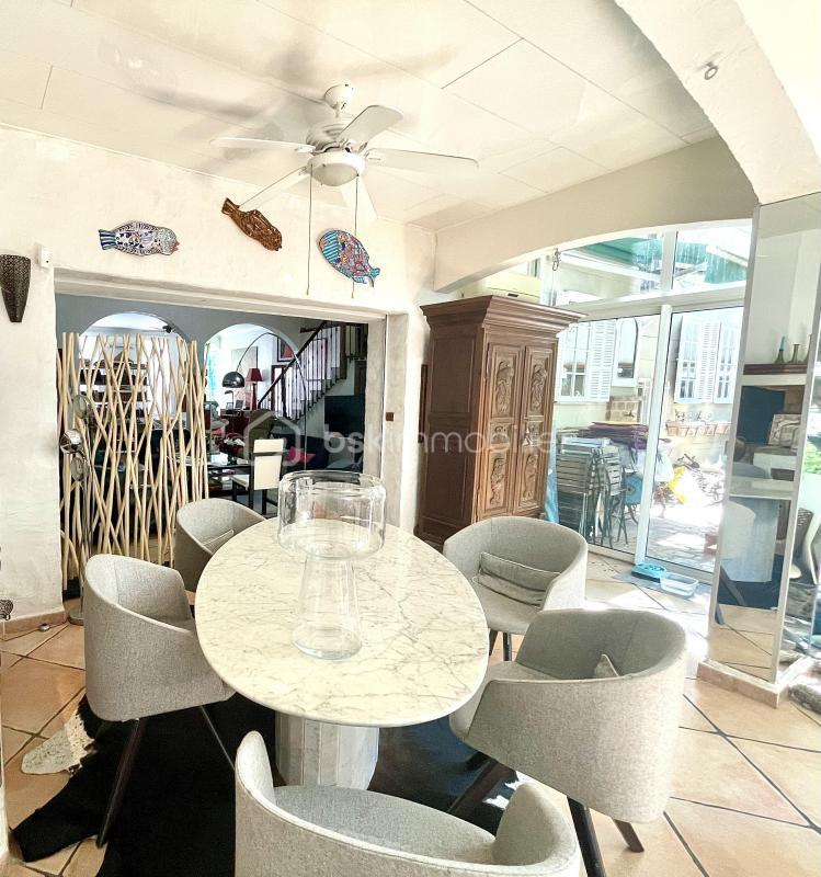 Duplex - 140 m² - 3 pièces