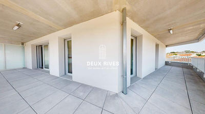 Appartement - 87 m² - 4 pièces