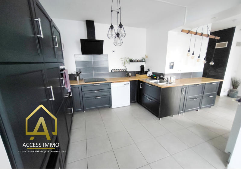 Propriété - 175 m² - 8 pièces