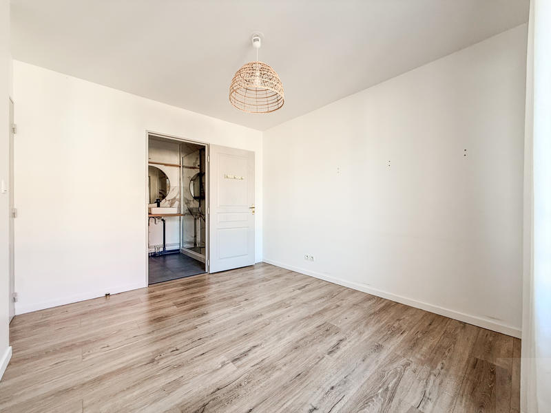 Appartement - 84 m² - 4 pièces