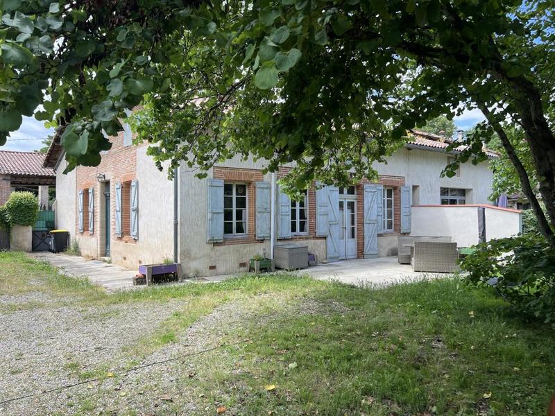 Propriété - 160 m² - 7 pièces