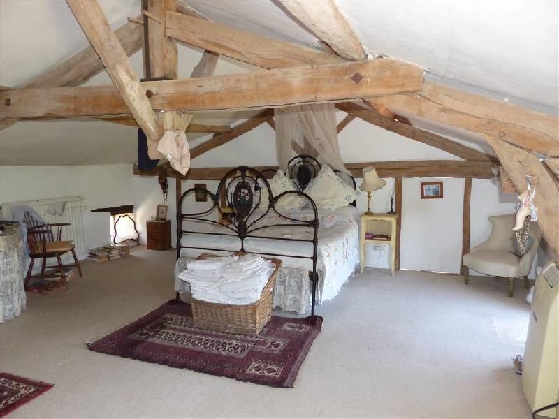 Maison - 235 m² - 7 pièces