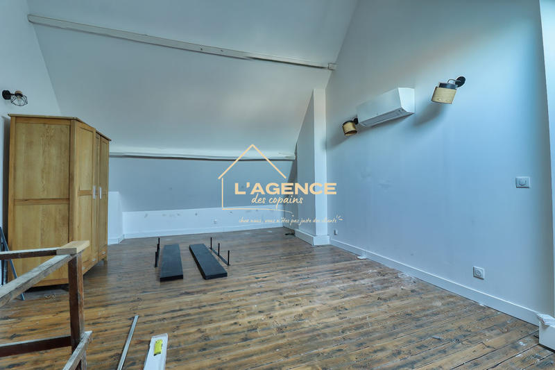 Maison - 99 m² - 5 pièces