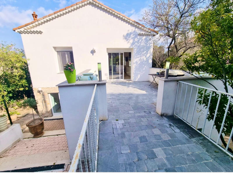 Villa - 140 m² - 5 pièces