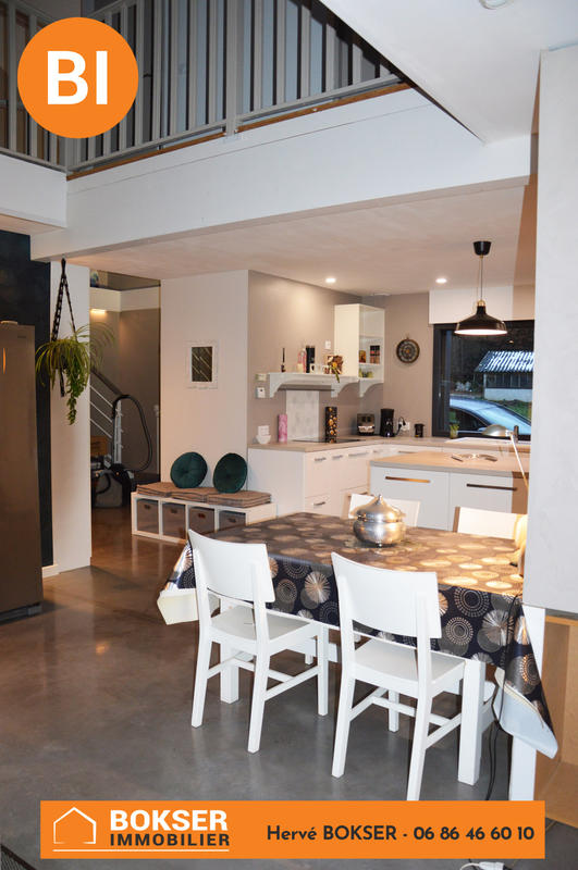 Maison - 186 m² - 6 pièces