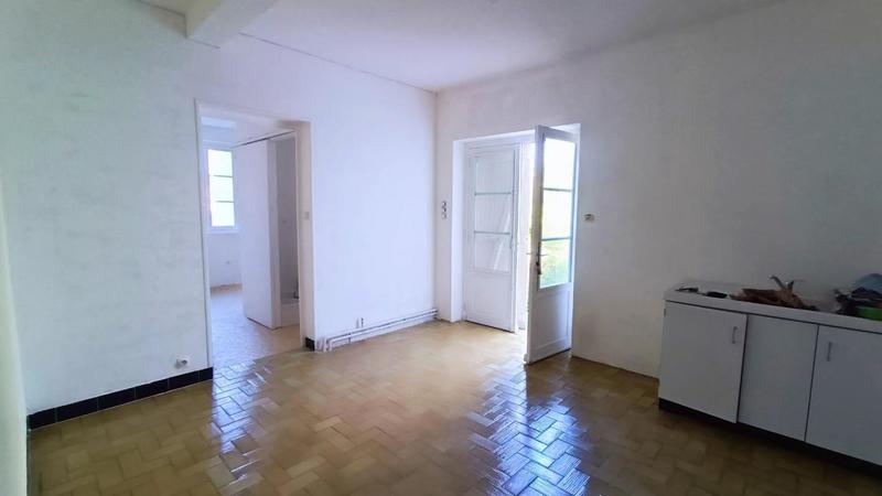 Demeure - 125 m² - 6 pièces