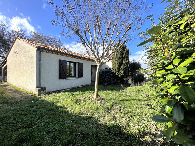 Maison - 95 m² - 5 pièces