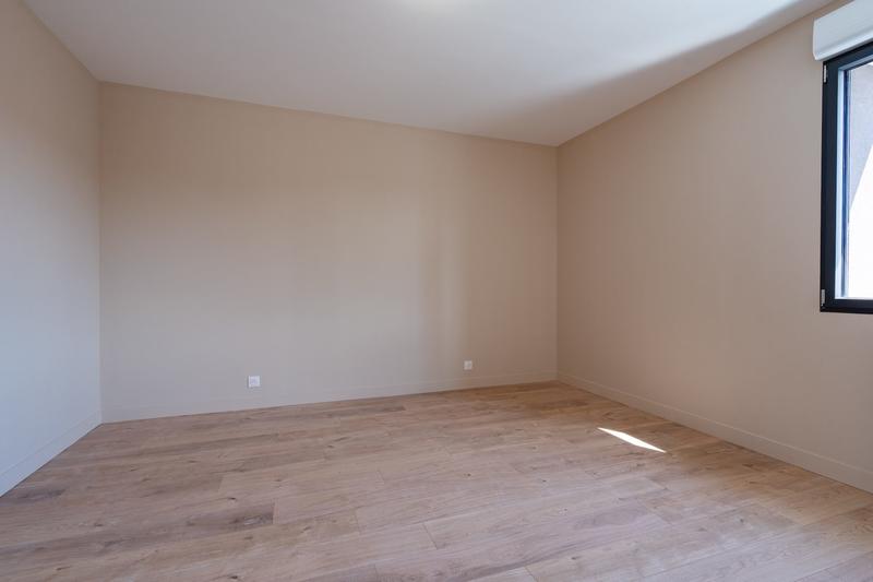 Maison - 92 m² - 6 pièces