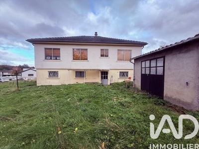 Maison - 93 m² - 5 pièces