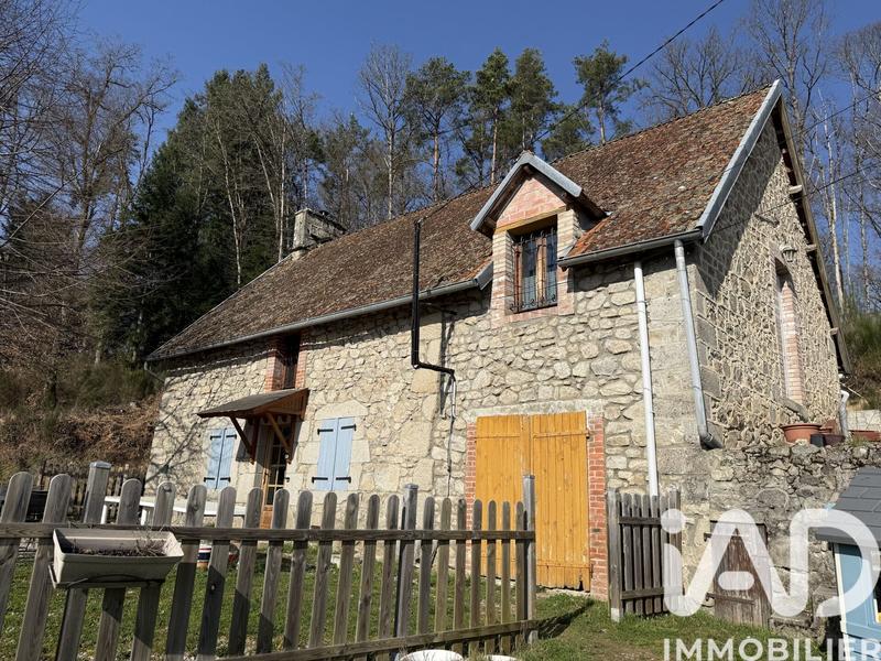 Maison - 92 m² - 4 pièces