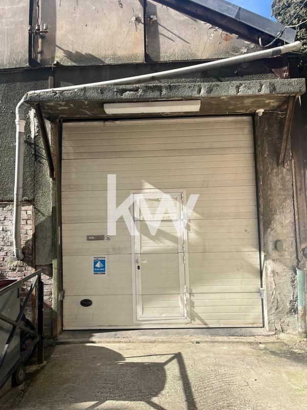 Local commercial - 220 m²