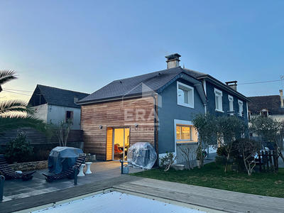 Maison - 158 m² - 5 pièces