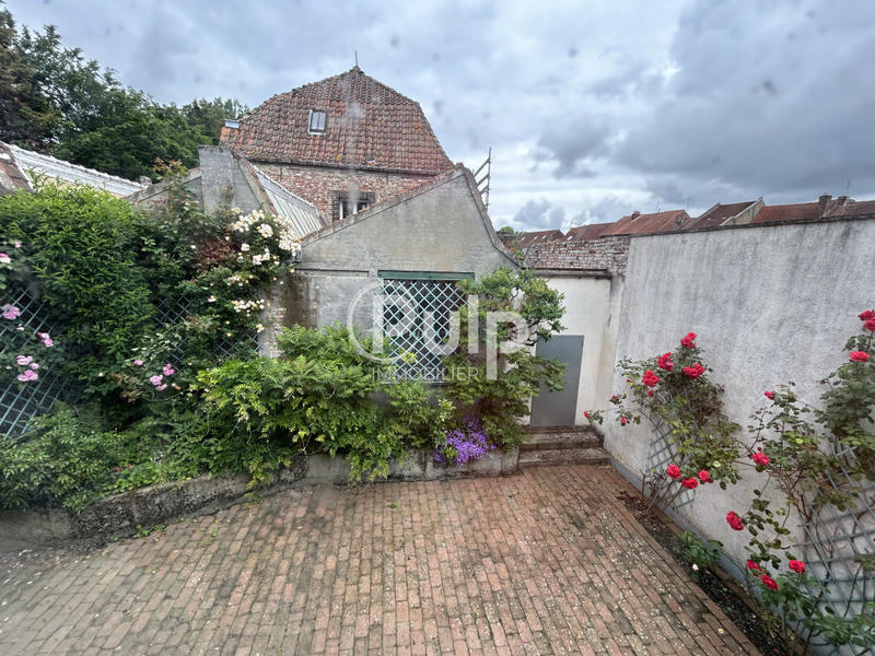 Maison - 180 m² - 7 pièces