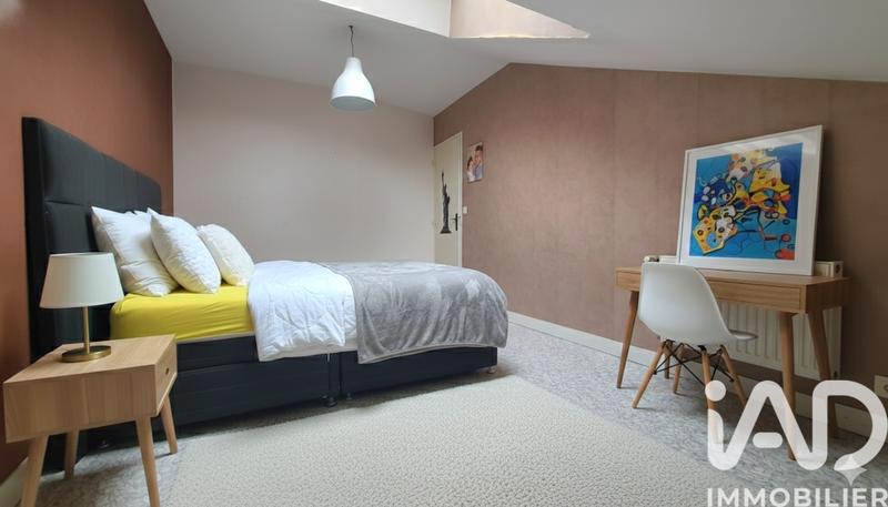 Maison - 150 m² - 8 pièces