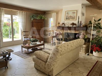 Pavillon - 175 m² - 6 pièces