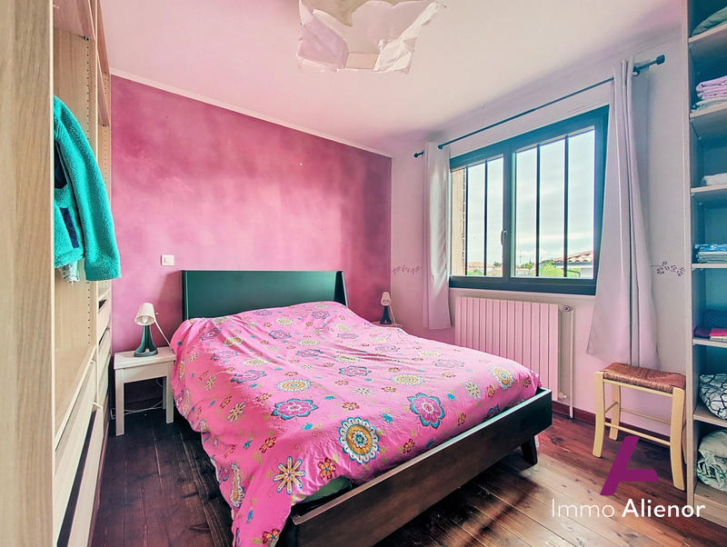 Maison - 140 m² - 8 pièces