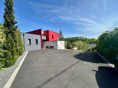 Maison - 130 m² - 5 pièces