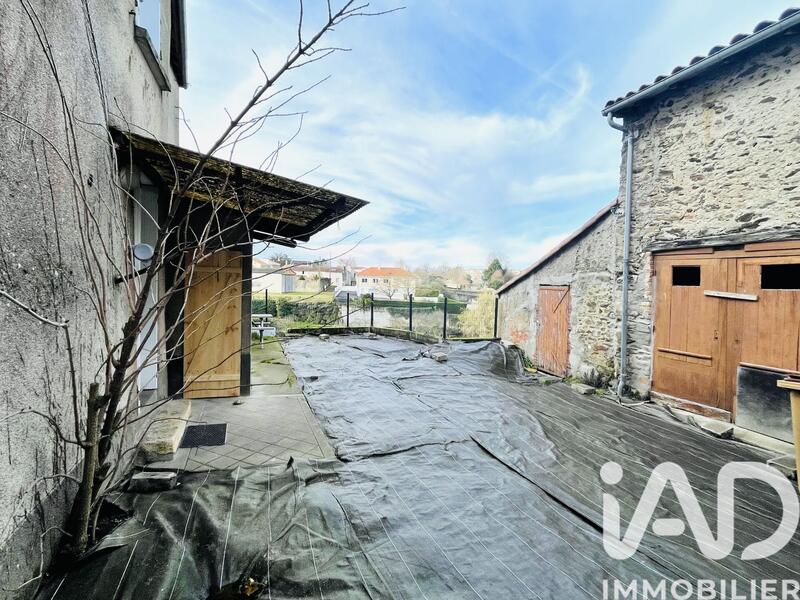 Maison - 140 m² - 7 pièces