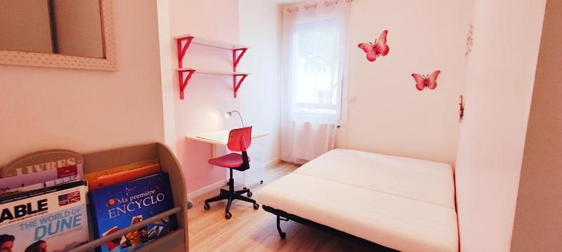 Appartement - 10 m² - 4 pièces